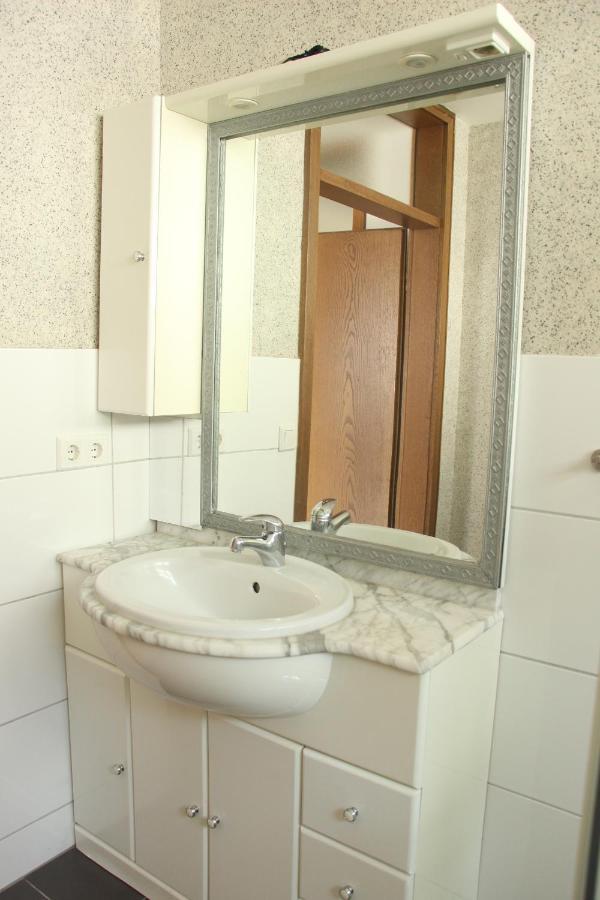 Ruhig Gelegene Wohnung Mitten Im Herzens Von Wolfhagen Esterno foto